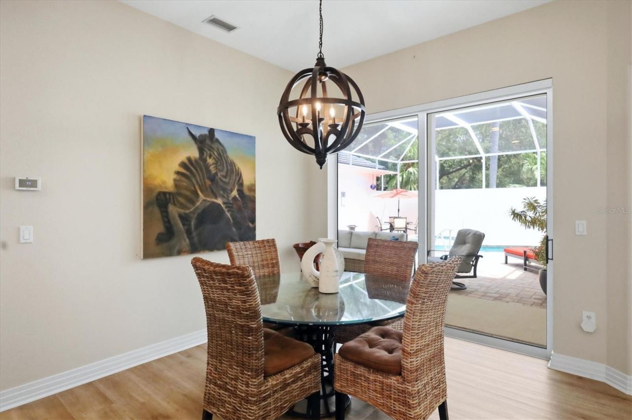 8708 Woodbriar Drive, Sarasota, FL 34238 Photo