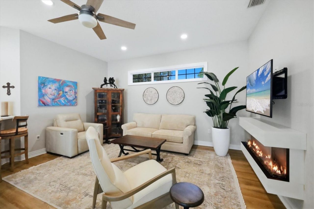 8708 Woodbriar Drive, Sarasota, FL 34238 Photo
