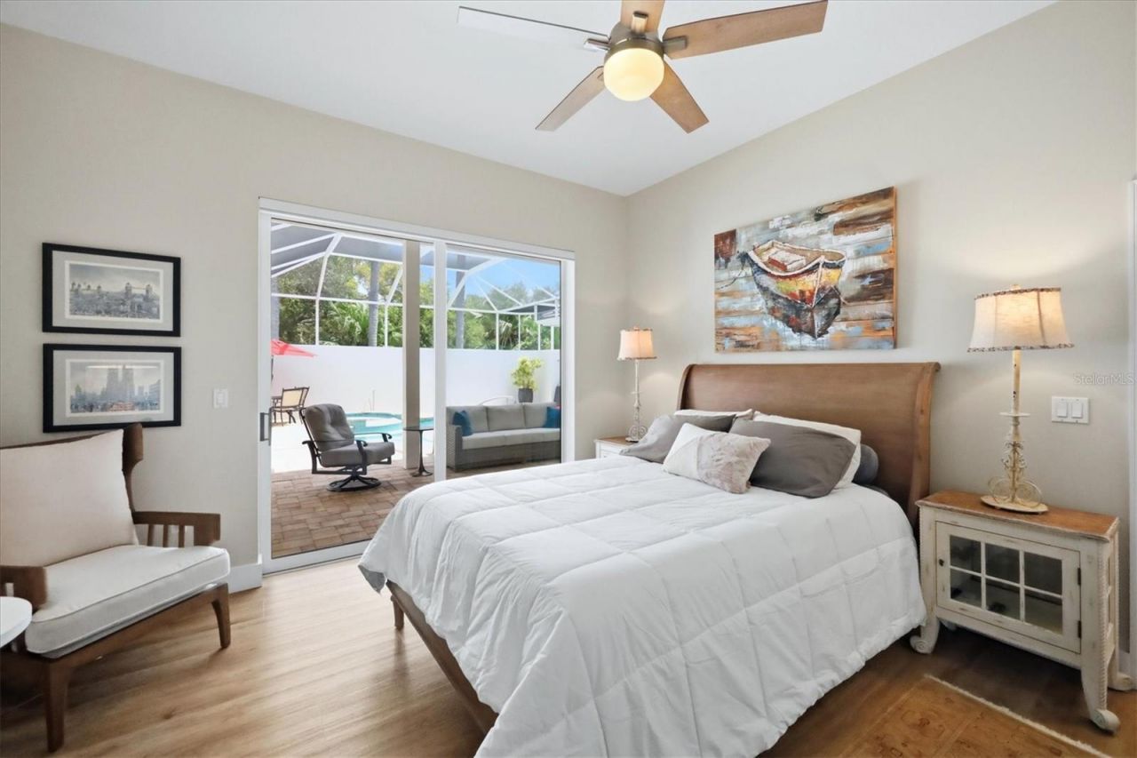 8708 Woodbriar Drive, Sarasota, FL 34238 Photo