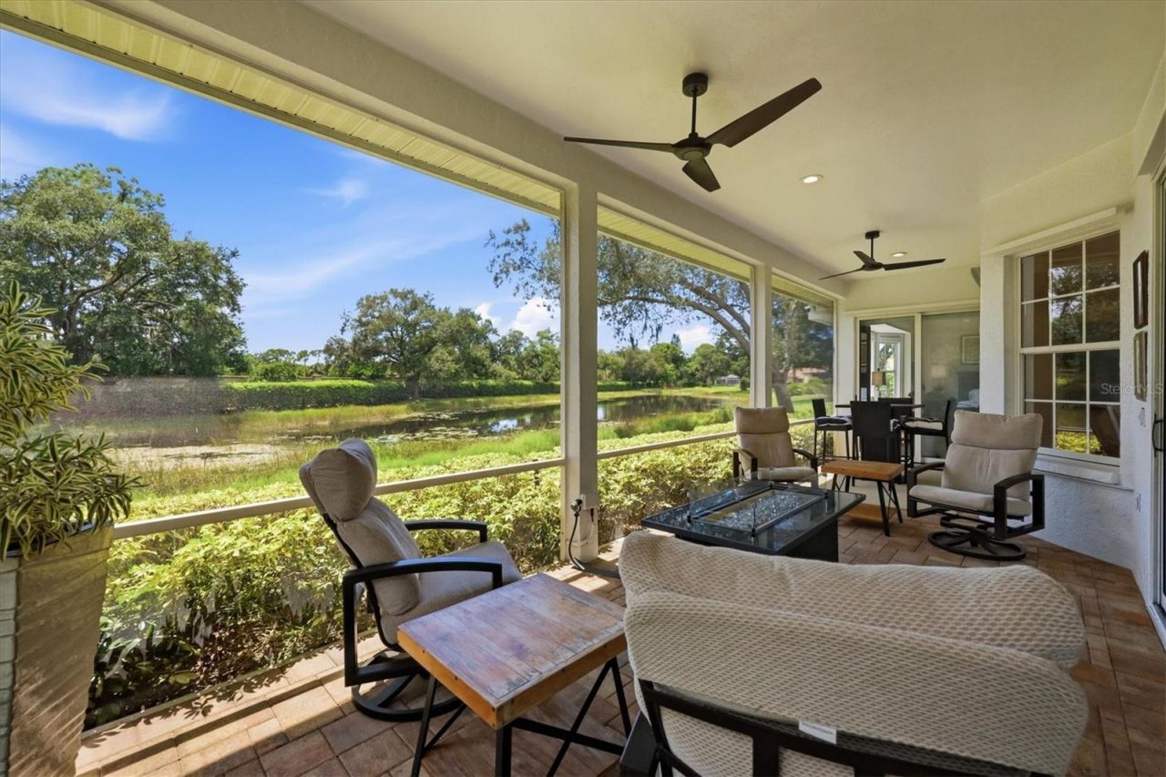 8708 Woodbriar Drive, Sarasota, FL 34238 Photo