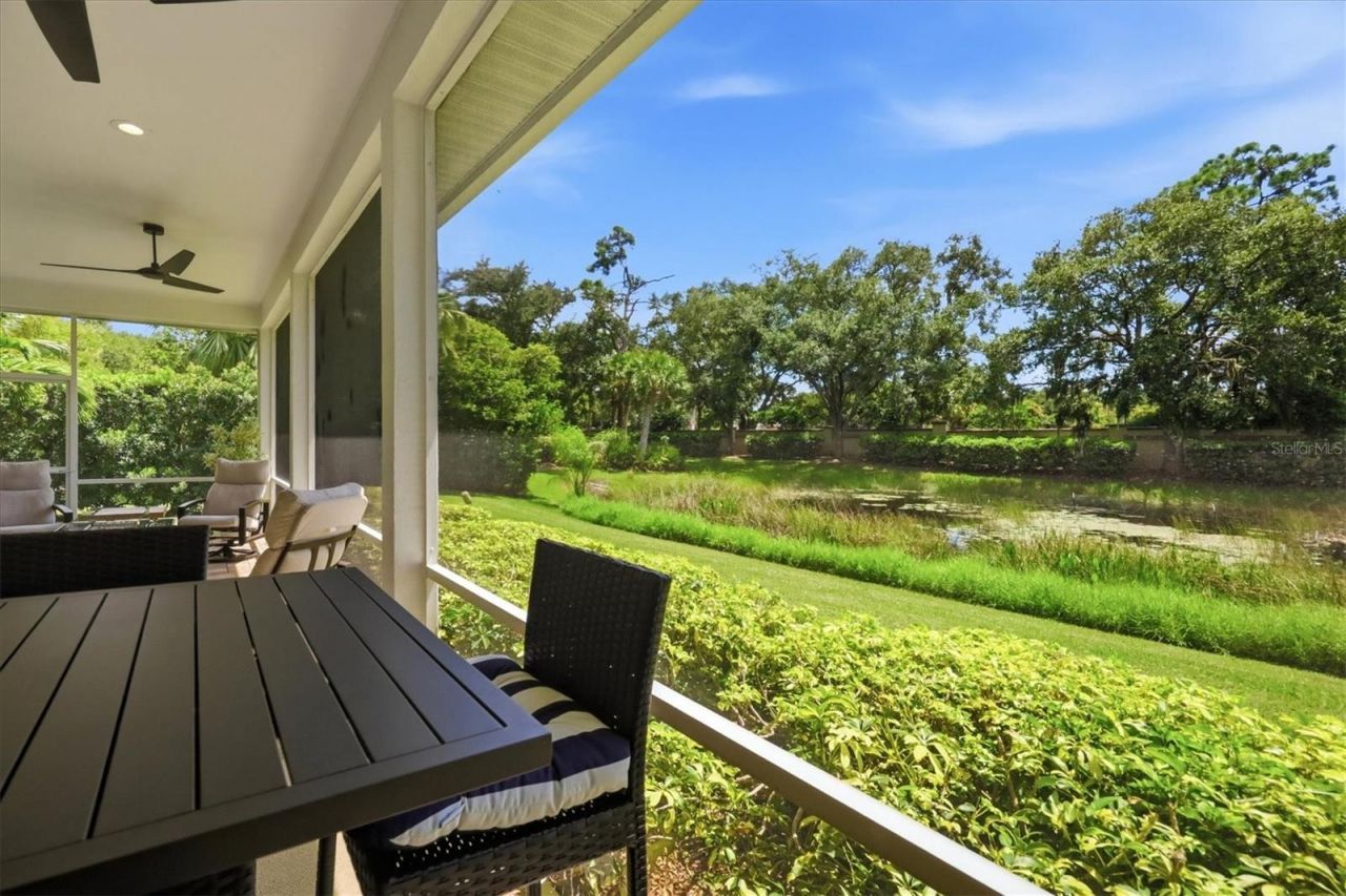 8708 Woodbriar Drive, Sarasota, FL 34238 Photo