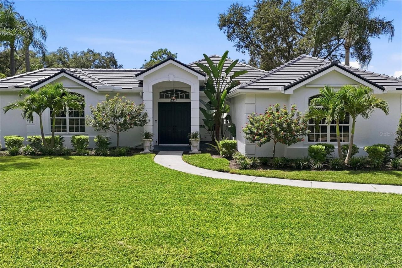 8708 Woodbriar Drive, Sarasota, FL 34238 Photo