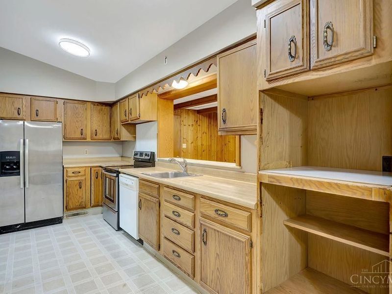 3814 Sharonview Drive, Sharonville, OH 45241 Photo 11