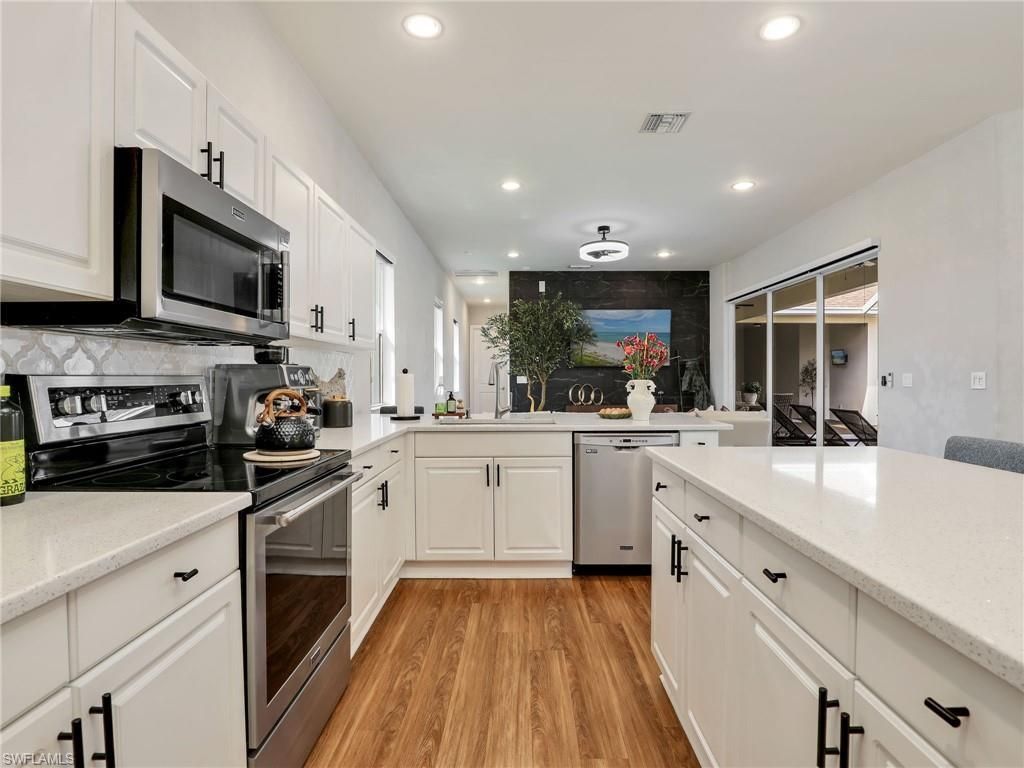 3720 43rd Ave Ne, Naples, FL 34120 Photo