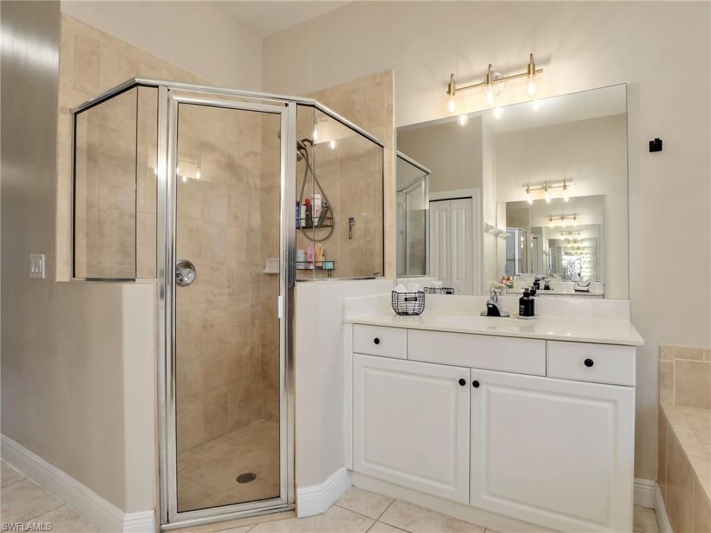 3720 43rd Ave Ne, Naples, FL 34120 Photo