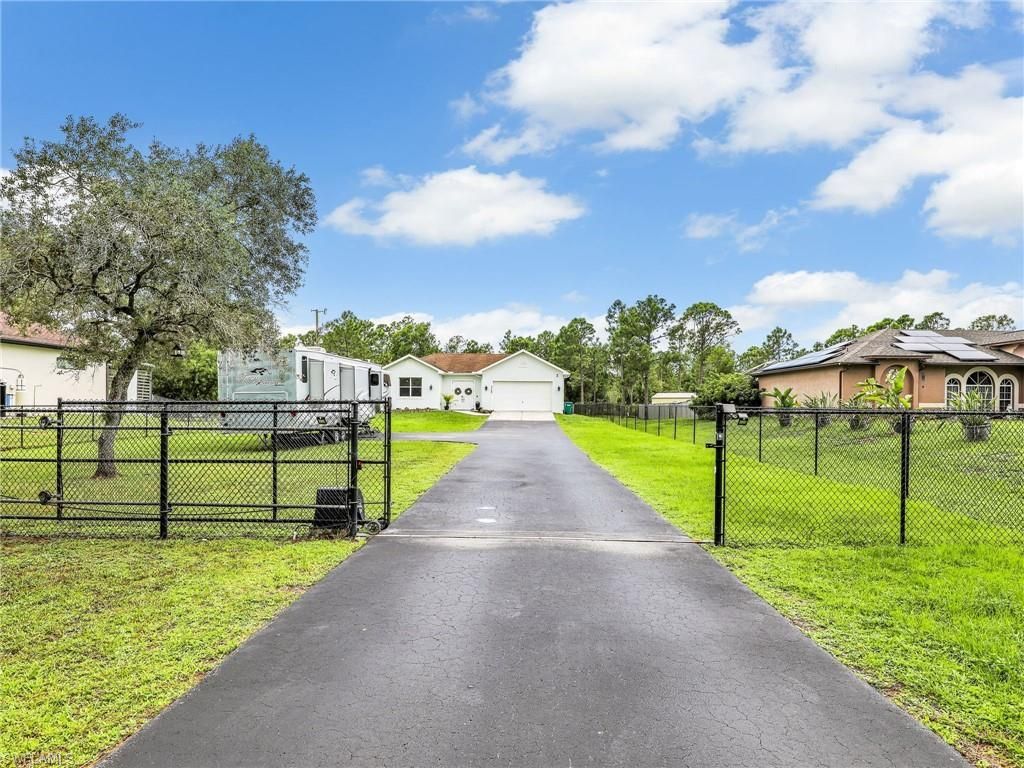 3720 43rd Ave Ne, Naples, FL 34120 Photo