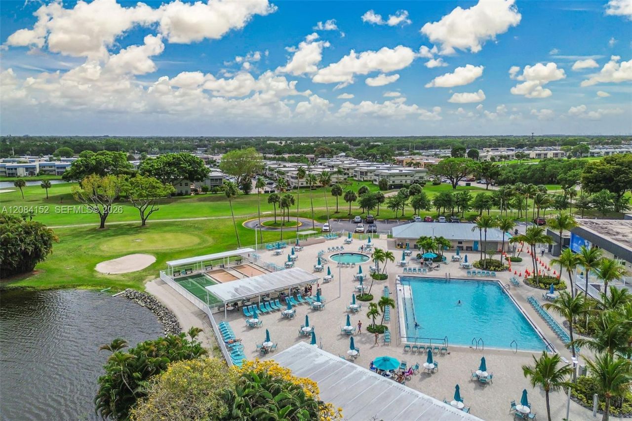368 Burgundy H, Unit 368, Delray Beach, FL 33484 Photo