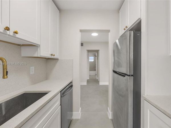 2418 Polk St , Unit 204, Hollywood, FL 33020
