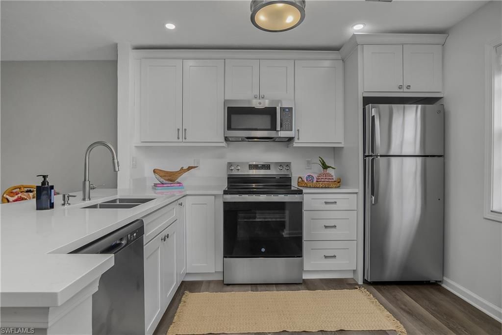 1071 Pine Isle Ln, Unit 1071, Naples, FL 34112 Photo