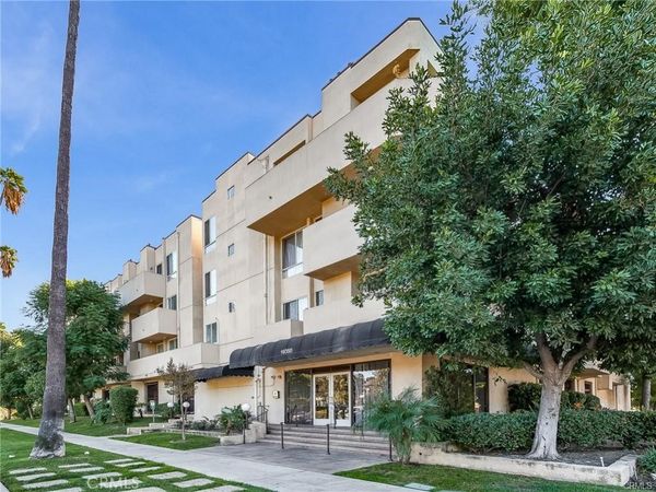 17900 Sherman, Unit 504, Reseda, CA 91335