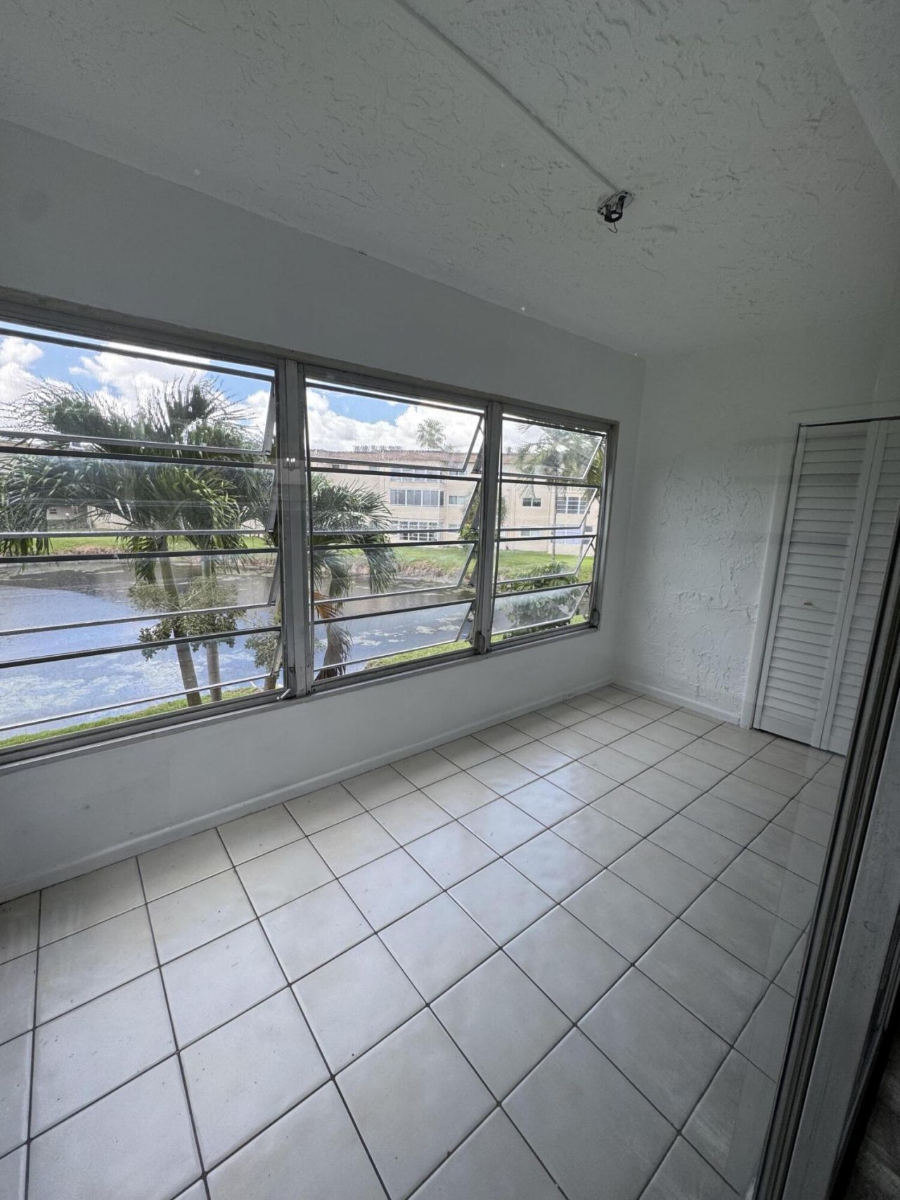 721 Lori Drive, Unit 206, Palm Springs, FL 33461 Photo