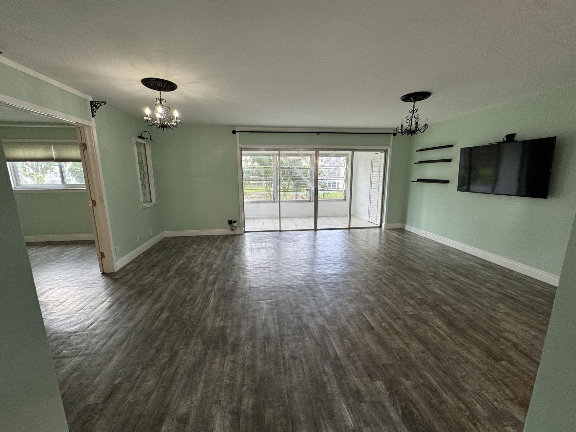 721 Lori Drive, Unit 206, Palm Springs, FL 33461 Photo
