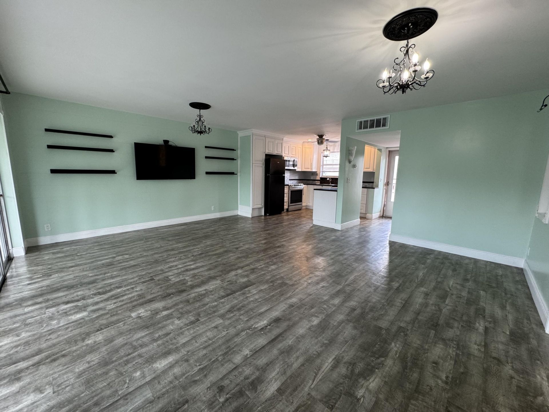 721 Lori Drive, Unit 206, Palm Springs, FL 33461 Photo