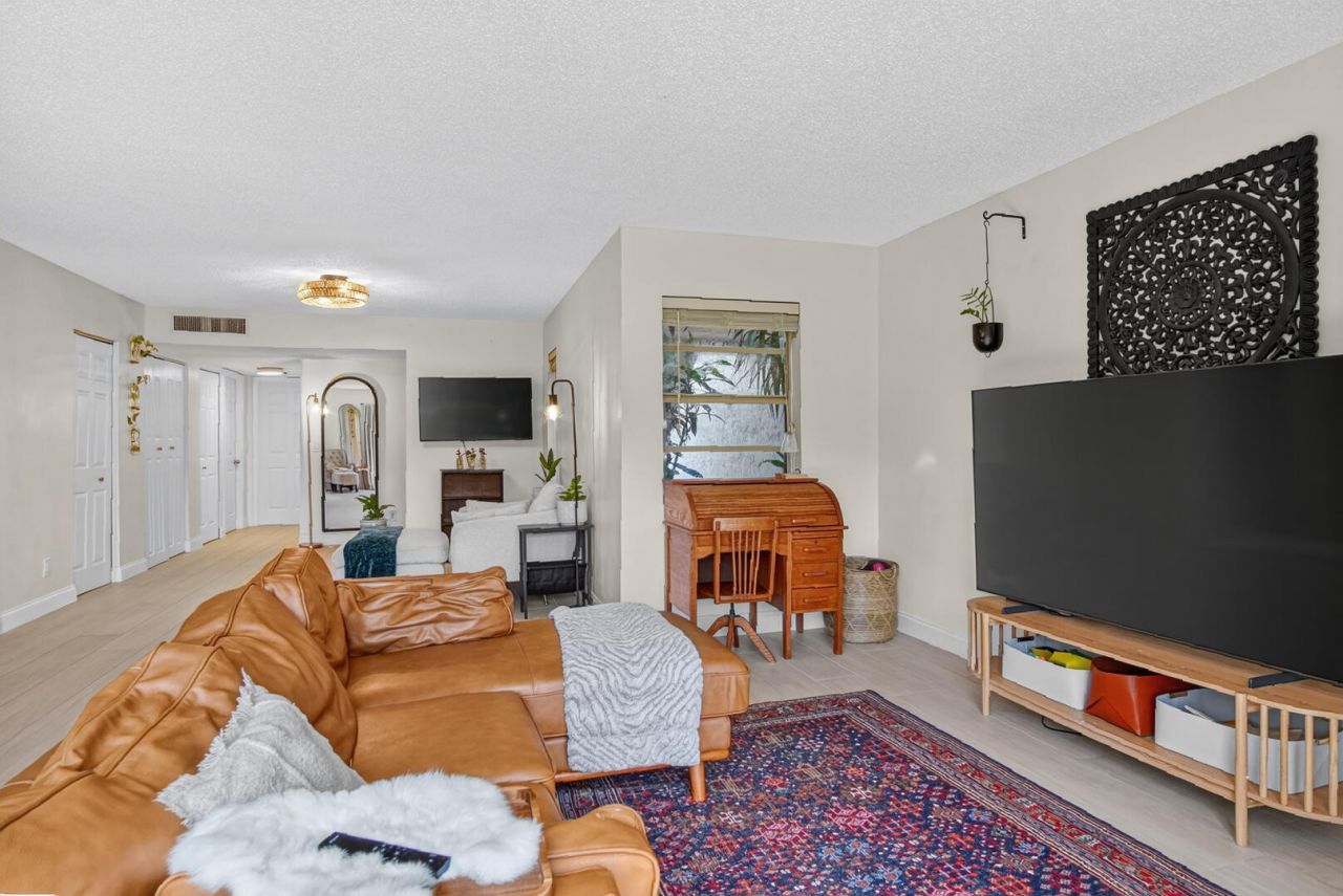 3212 S Lakeview Circle, Unit 10104, Fort Pierce, FL 34949 Photo