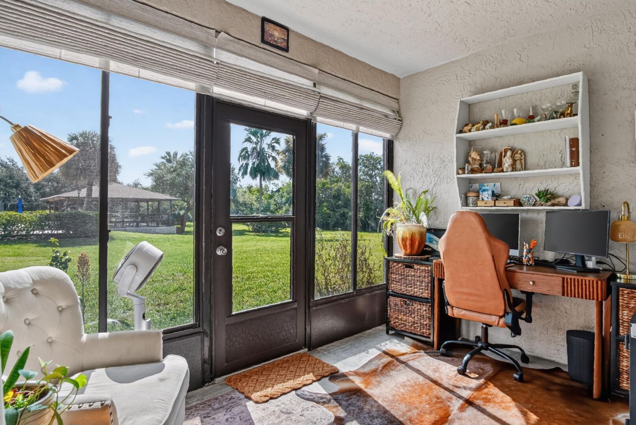 3212 S Lakeview Circle, Unit 10104, Fort Pierce, FL 34949 Photo
