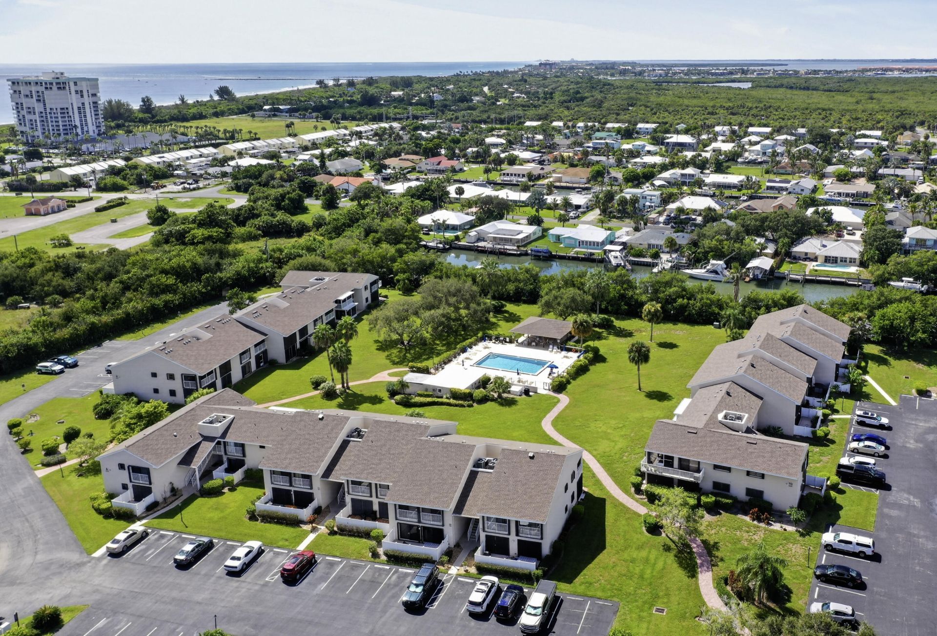 3212 S Lakeview Circle, Unit 10104, Fort Pierce, FL 34949 Photo