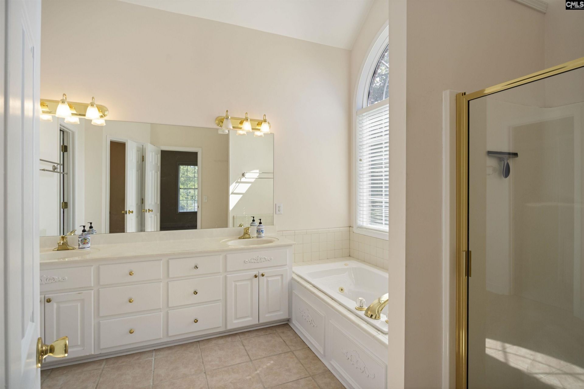 1008 Sunset Point Road Photo 23