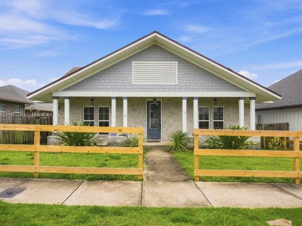 50 9th Avenue, Shalimar, FL 32579