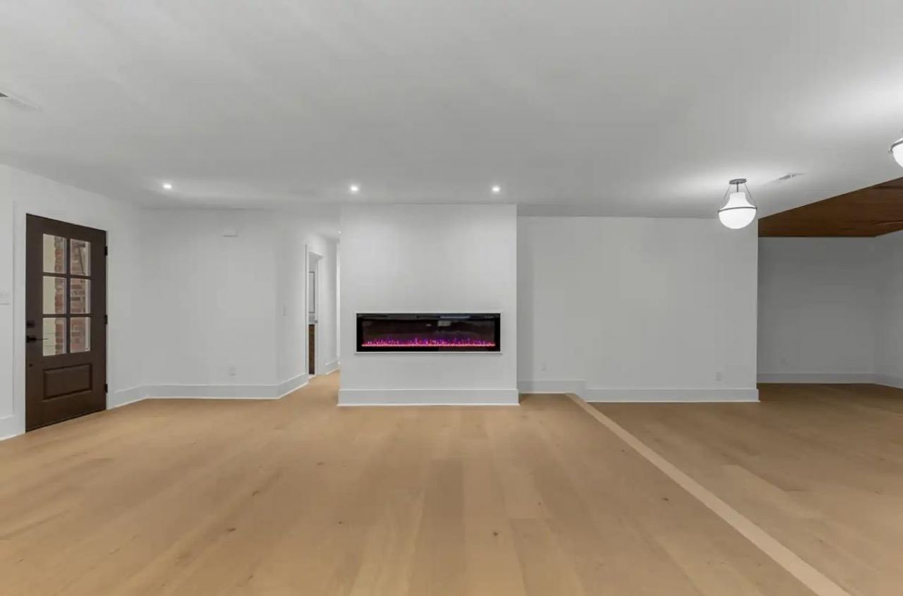 5703 Pickens Ave. Photo 13