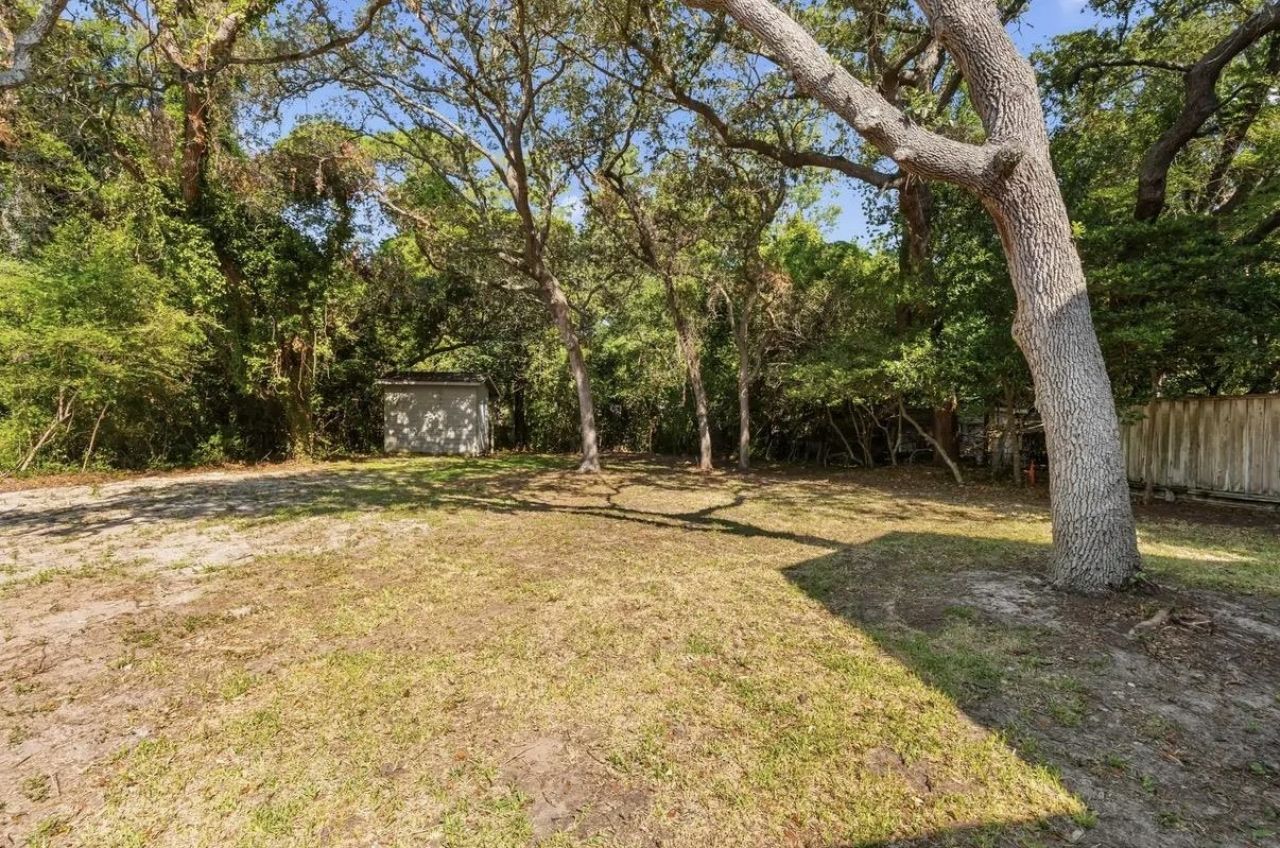 5703 Pickens Ave. Photo 54