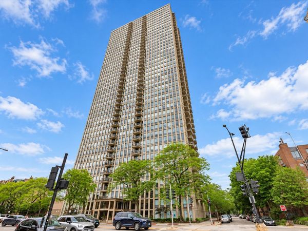 1660 N La Salle Drive , Unit 3502, Chicago, IL 60614