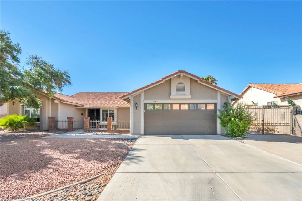 3249 Palmdesert Way , Las Vegas, NV 89120