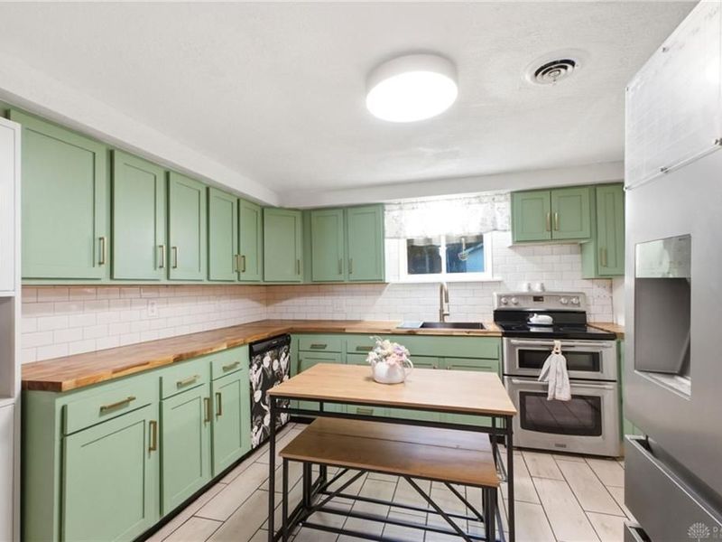 722 E 3rd Street, Xenia, OH 45385 Photo 6