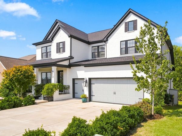 913 Tynan Way , Nolensville, TN 37135