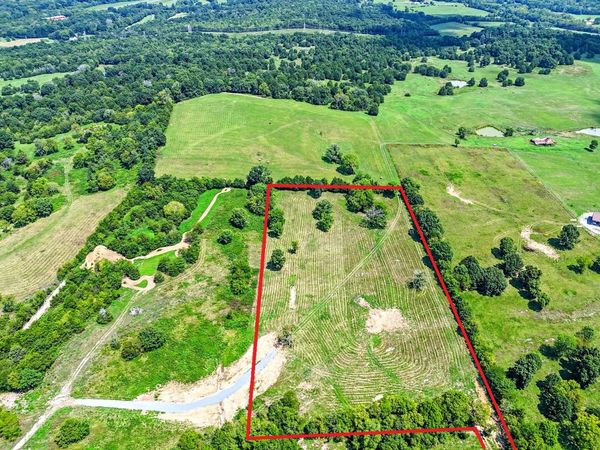 2301 Holloway Rd , Lebanon, TN 37090