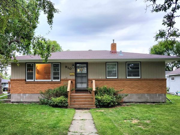 910 13th Street , International Falls, MN 56649