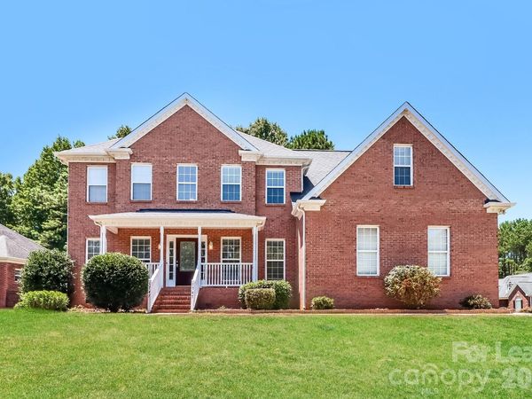 1747 Abbotsford Court , Gastonia, NC 28056