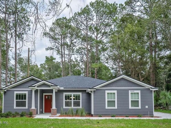 16243 N MAIN Street, Jacksonville, FL 32218