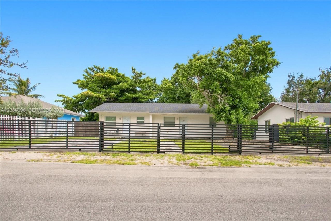 7981 NW 12th Pl, Unit 2, Miami, FL 33147 Photo