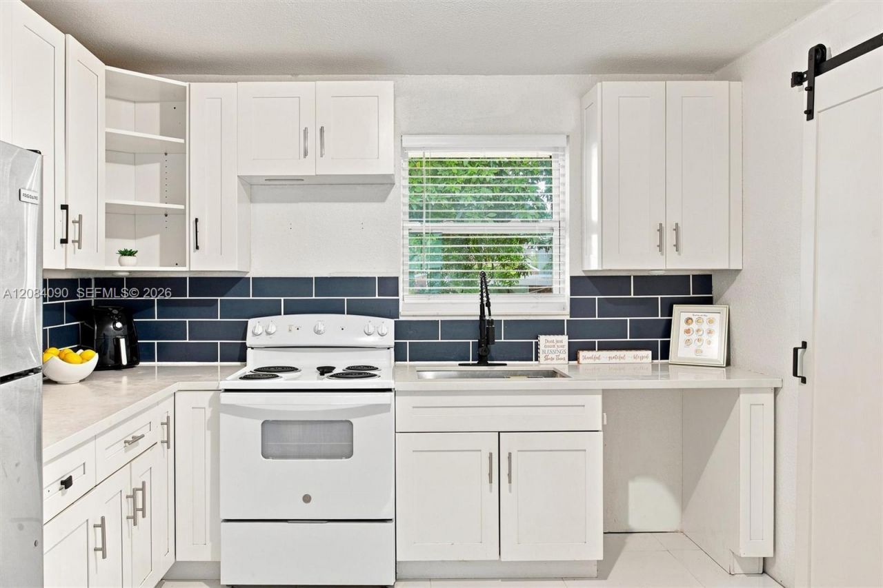 7981 NW 12th Pl, Unit 2, Miami, FL 33147 Photo