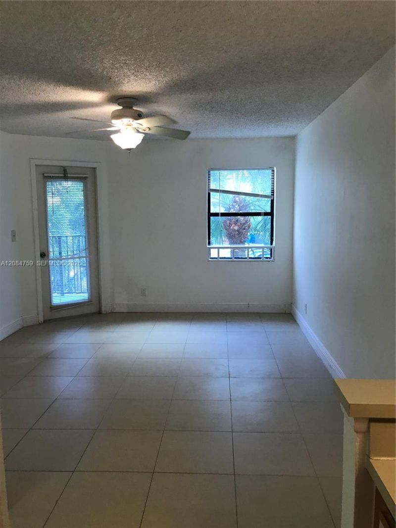 9999 Summerbreeze Dr, Unit 608, Sunrise, FL 33322 Photo