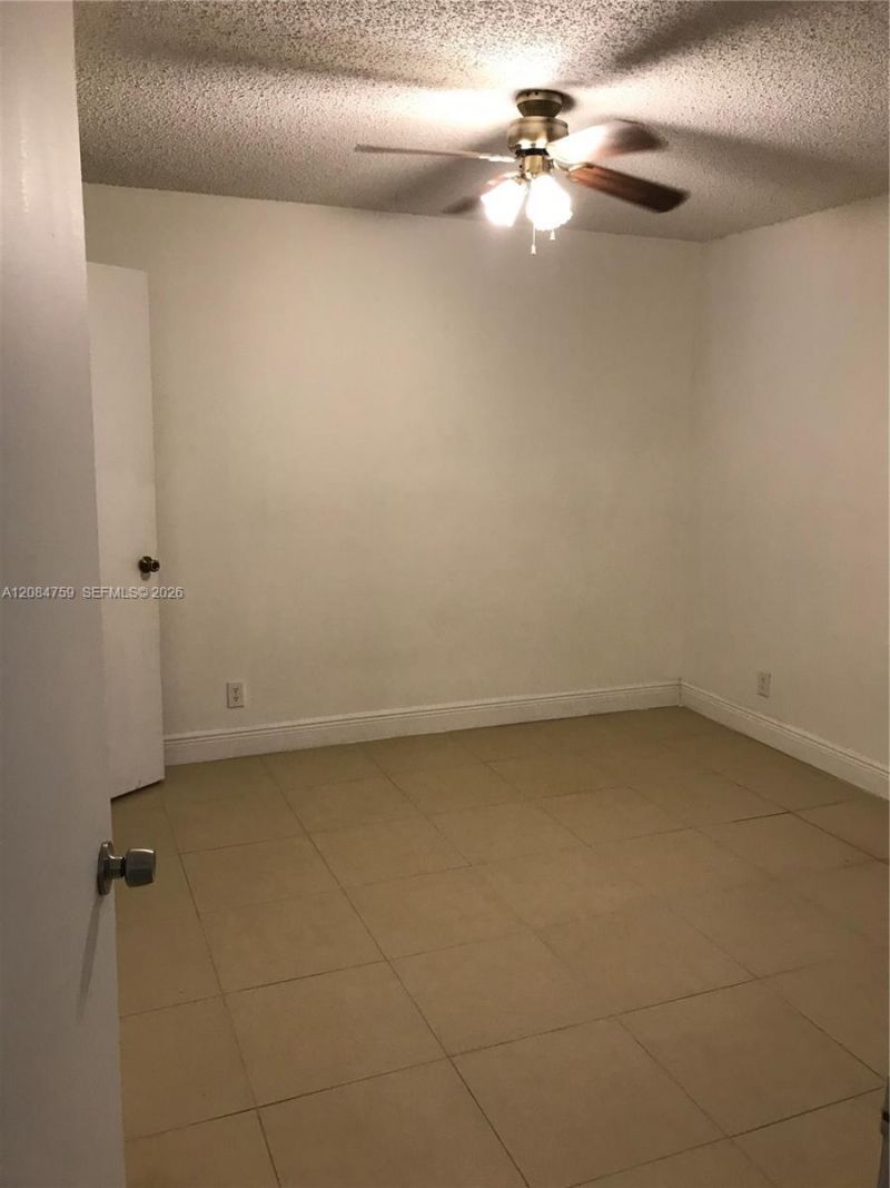 9999 Summerbreeze Dr, Unit 608, Sunrise, FL 33322 Photo
