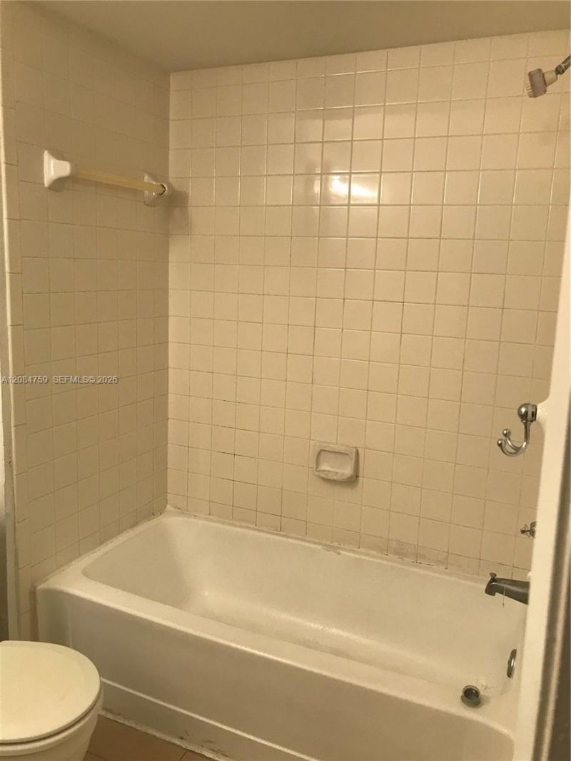 9999 Summerbreeze Dr, Unit 608, Sunrise, FL 33322 Photo