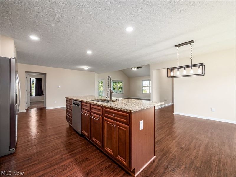 792 Francis Drive, Heath, OH 43056 Photo 10