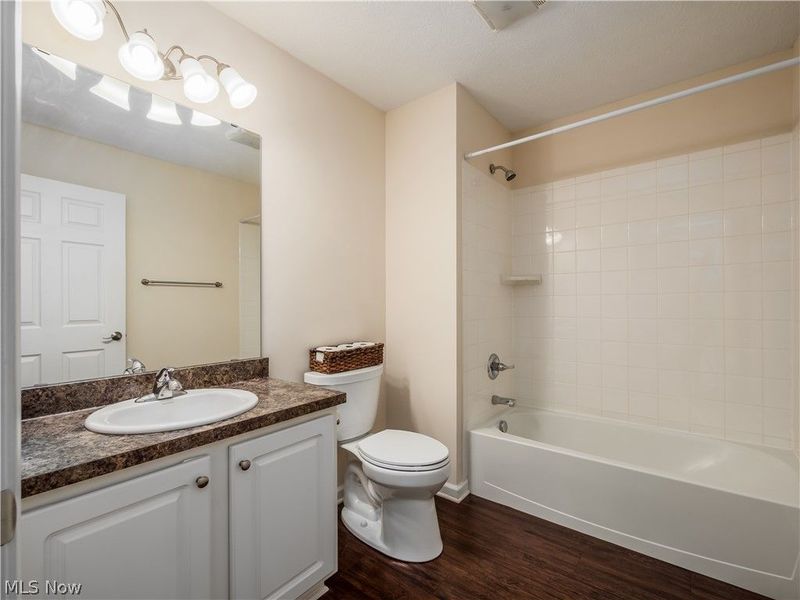 792 Francis Drive, Heath, OH 43056 Photo 13