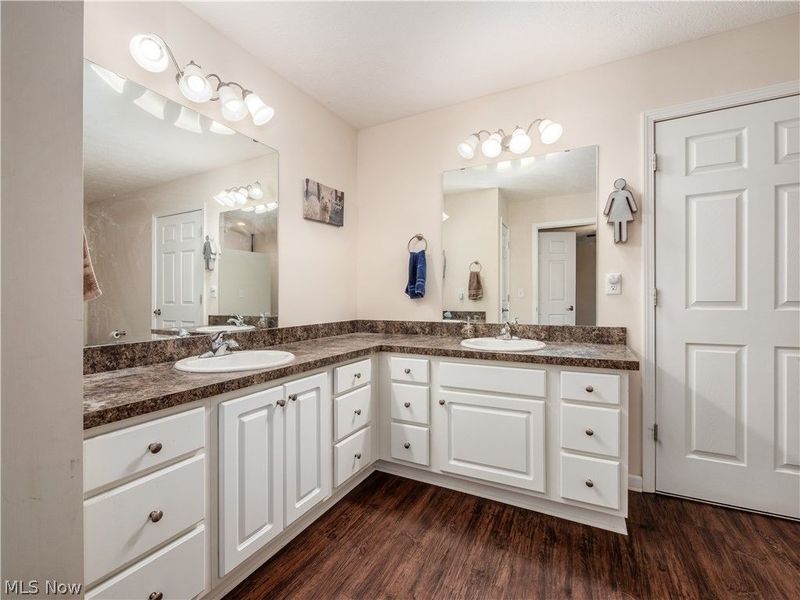 792 Francis Drive, Heath, OH 43056 Photo 14