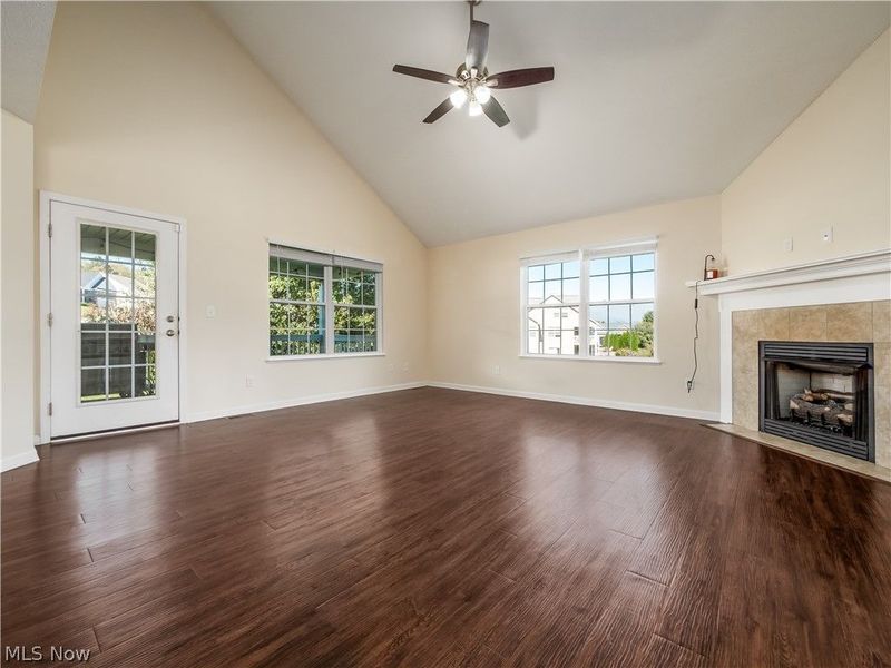 792 Francis Drive, Heath, OH 43056 Photo 3