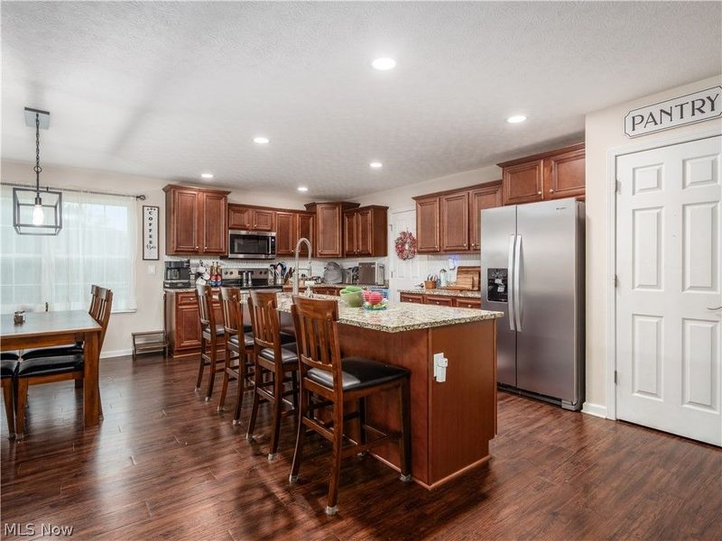 792 Francis Drive, Heath, OH 43056 Photo 8