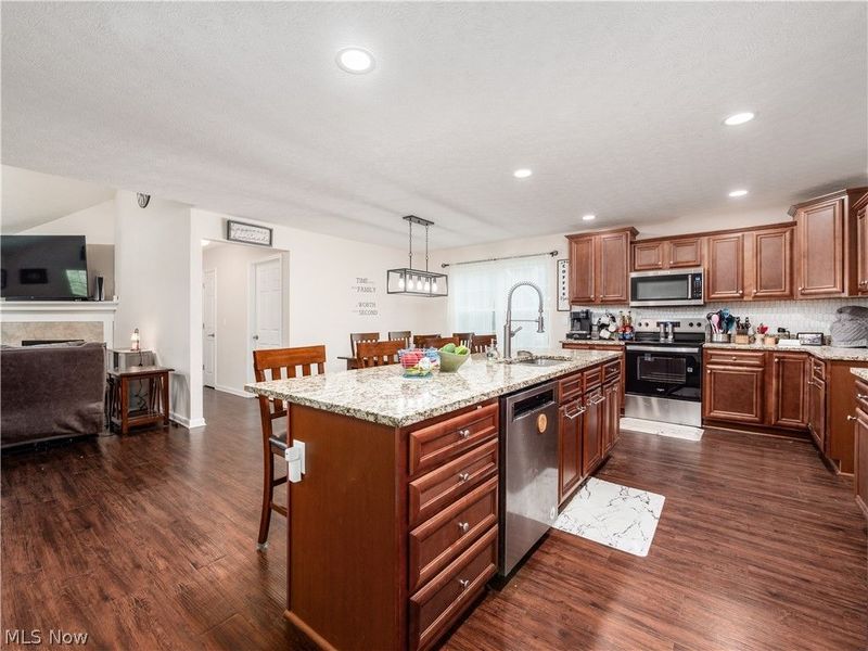 792 Francis Drive, Heath, OH 43056 Photo 9
