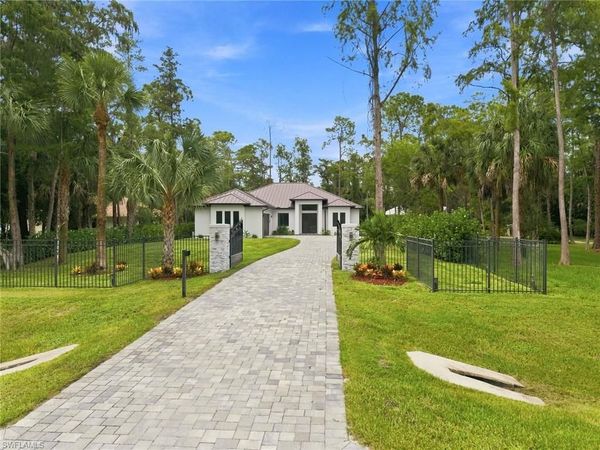 5221 Hickory Wood DR , NAPLES, FL 34119