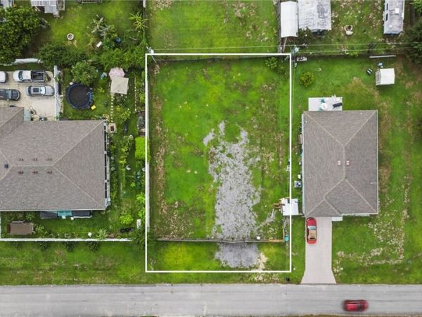 280 Deauville Avenue SE, Palm Bay, FL 32909