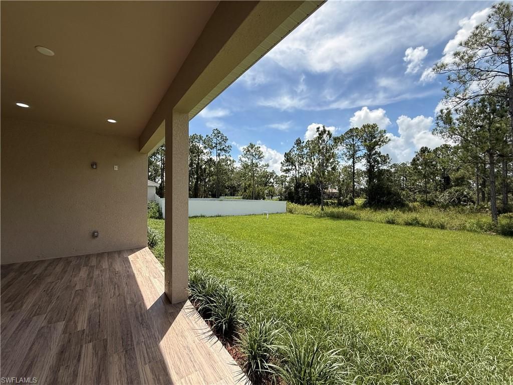 469 Woodman Dr, Lehigh Acres, FL 33972 Photo