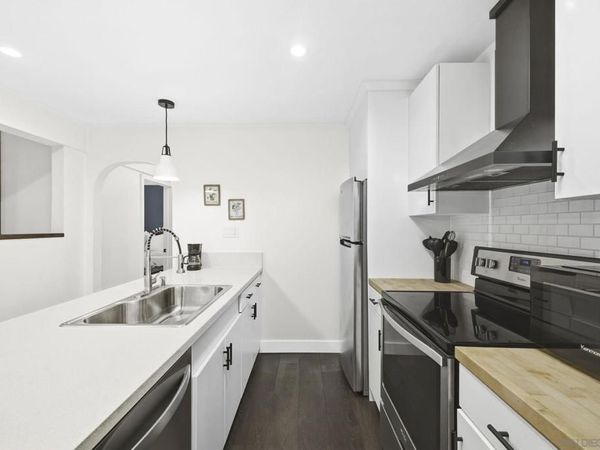 13788 Ruette Le Parc, Unit D, Del Mar, CA 92014