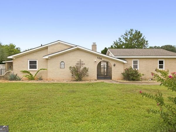 106 Wildwood Trail, Bonaire, GA 31005