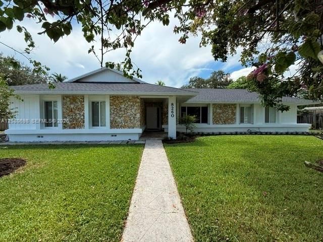 8260 SW 88th St, Miami, FL 33156 Photo