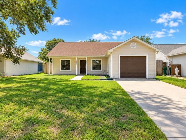 2657 WINCHESTER CIRCLE , EUSTIS, FL 32726